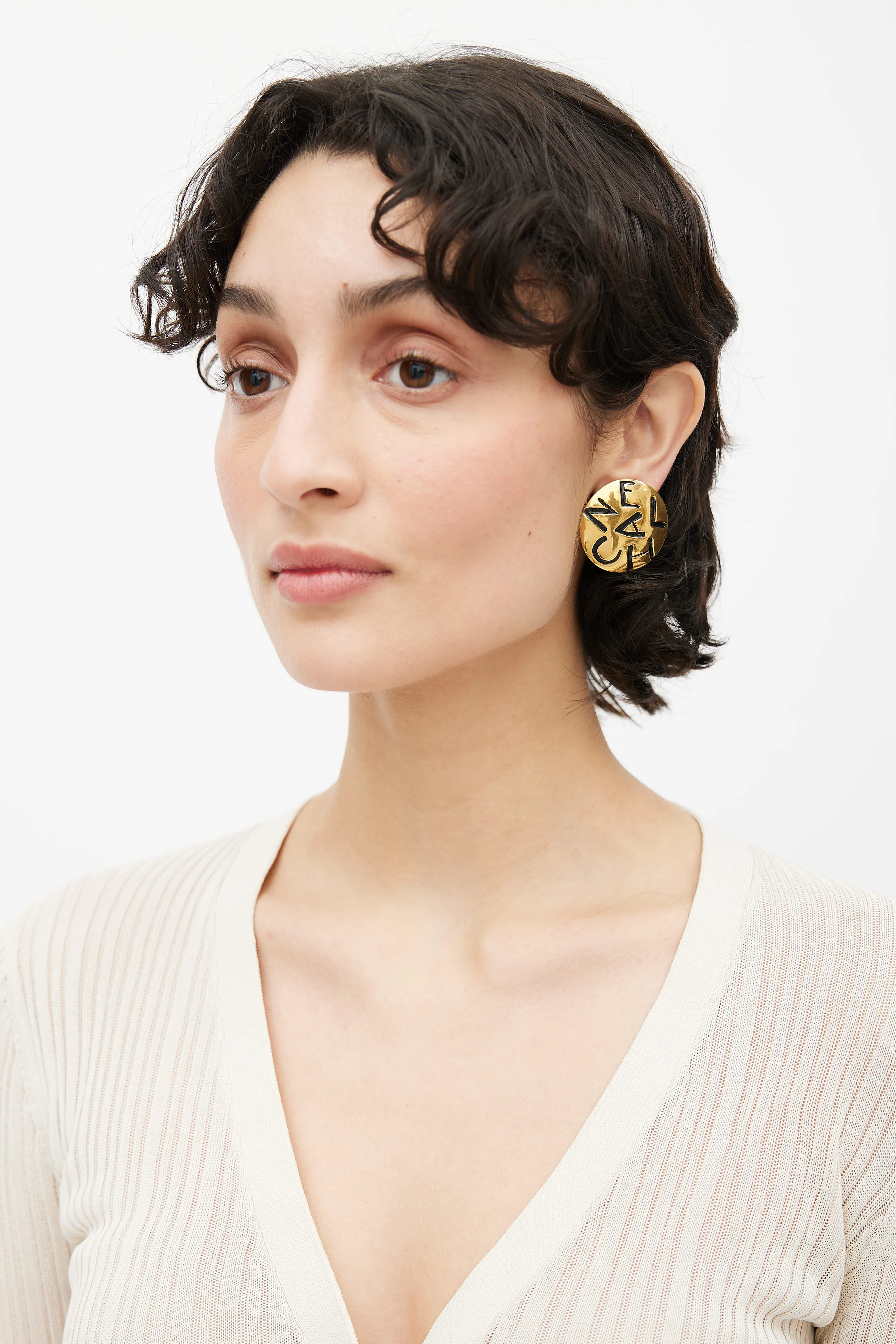 1980s Gold-Tone & Black Letter Engraving Clip-On Earring