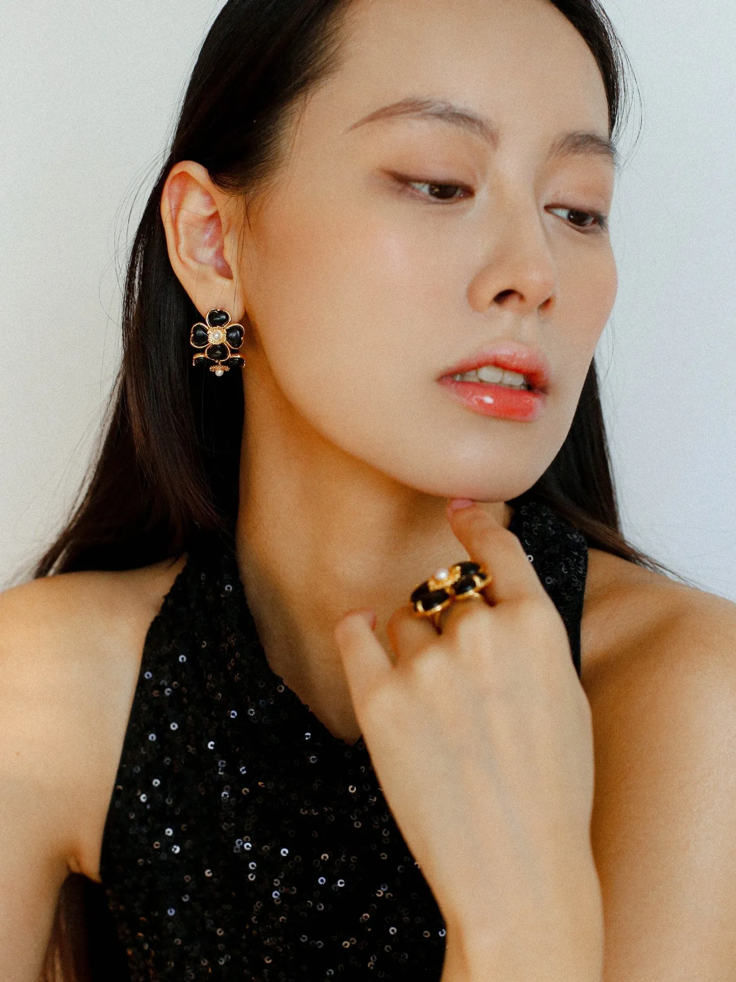 Black Agate White Crystal Rose Quartz Four-leaf Clover Stud Earrings