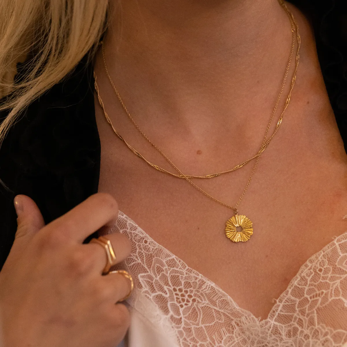 Dainty Twisted Chain