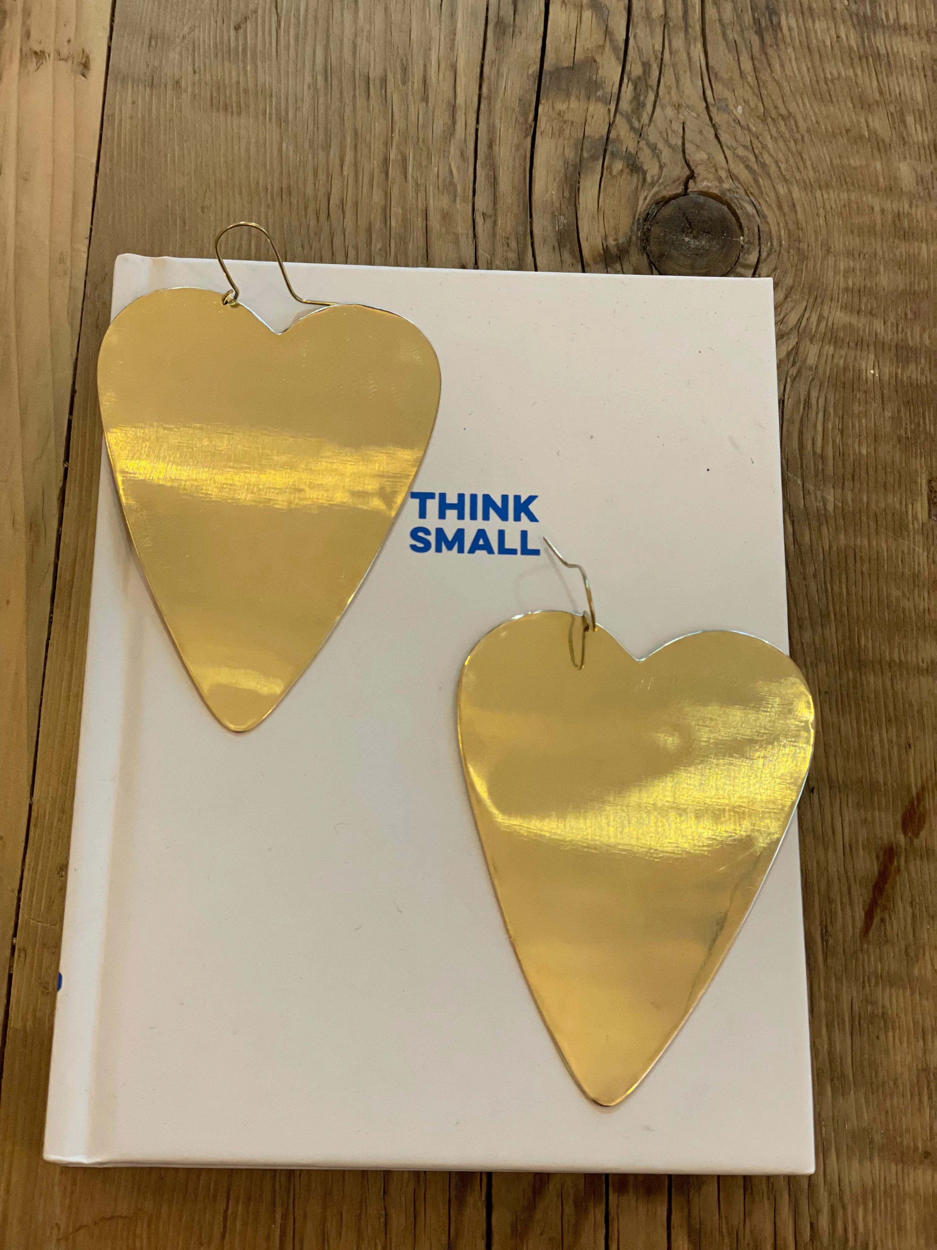 HEART TO HEART Earrings