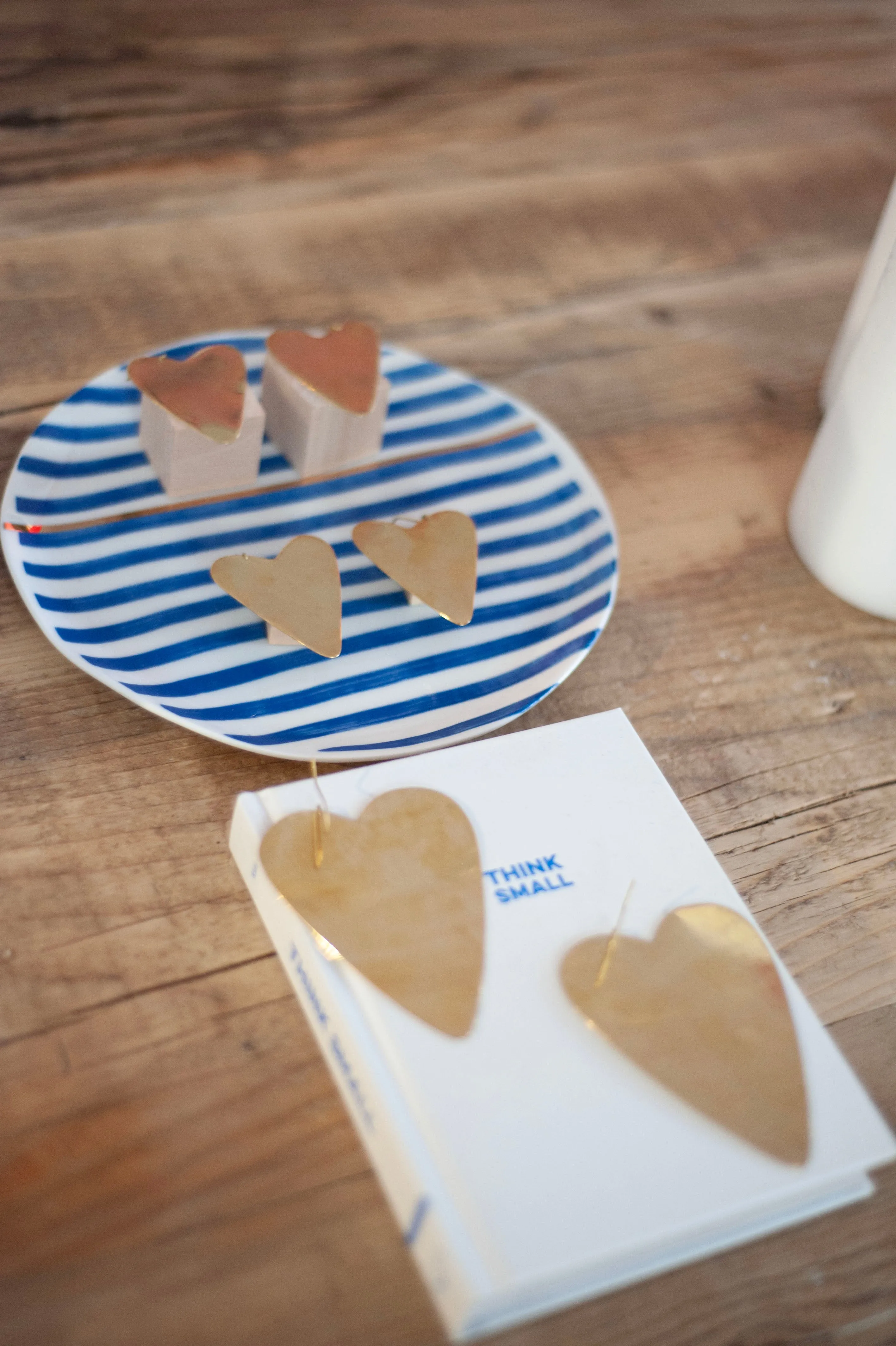 HEART TO HEART Earrings