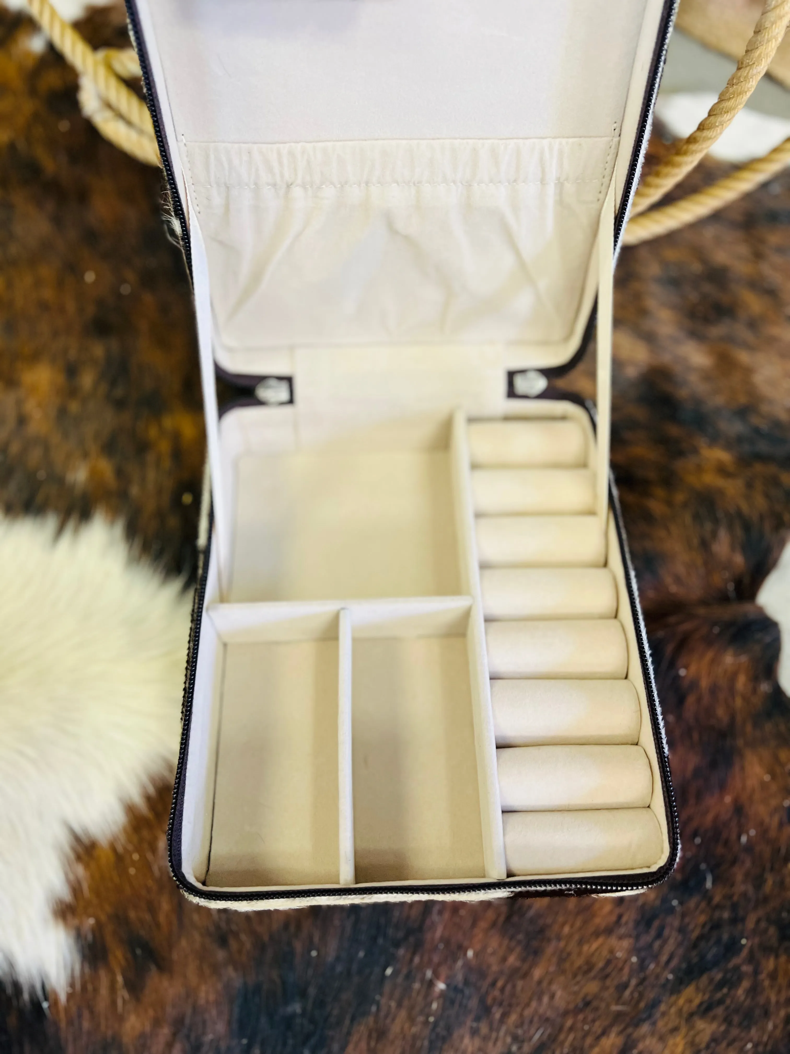 Living Quarters Jewelry Case