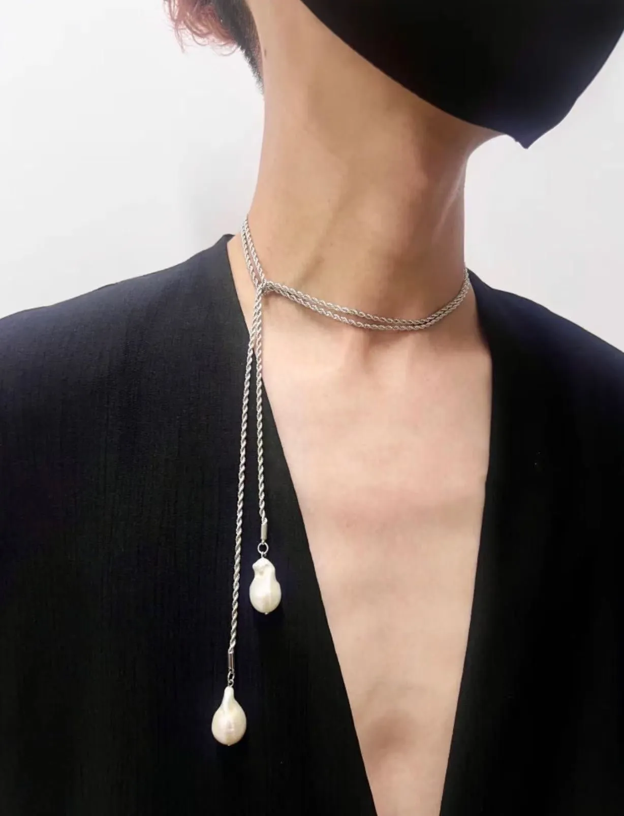 Long Twisted Chain Vintage Baroque Pendant Necklace