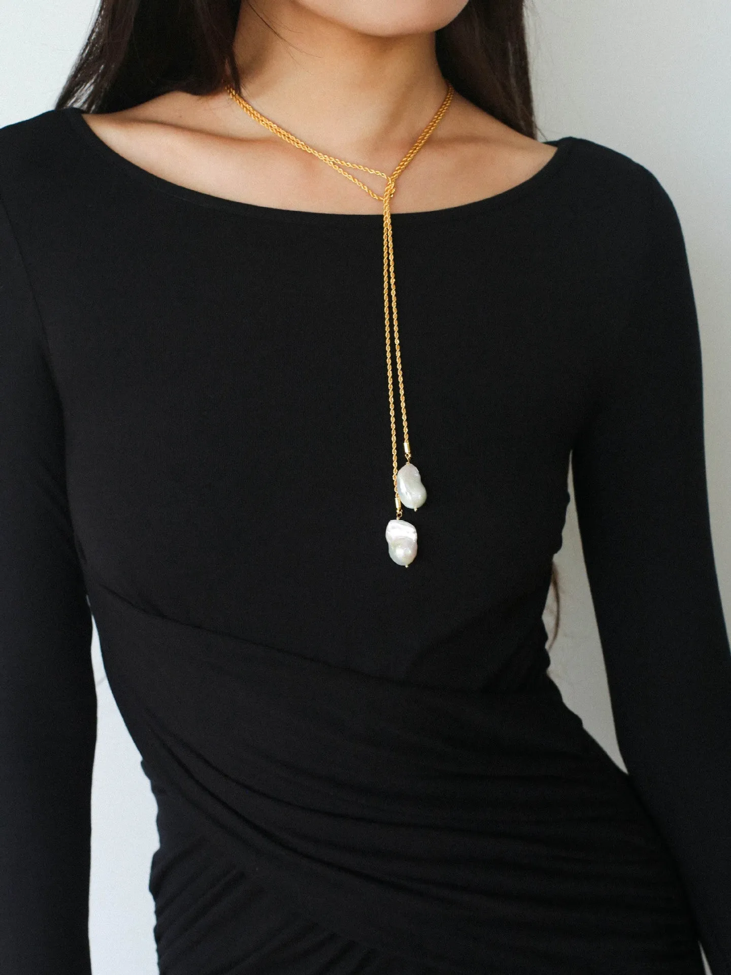 Long Twisted Chain Vintage Baroque Pendant Necklace