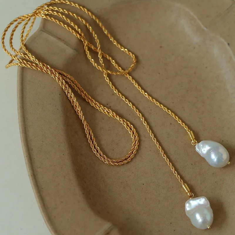 Long Twisted Chain Vintage Baroque Pendant Necklace